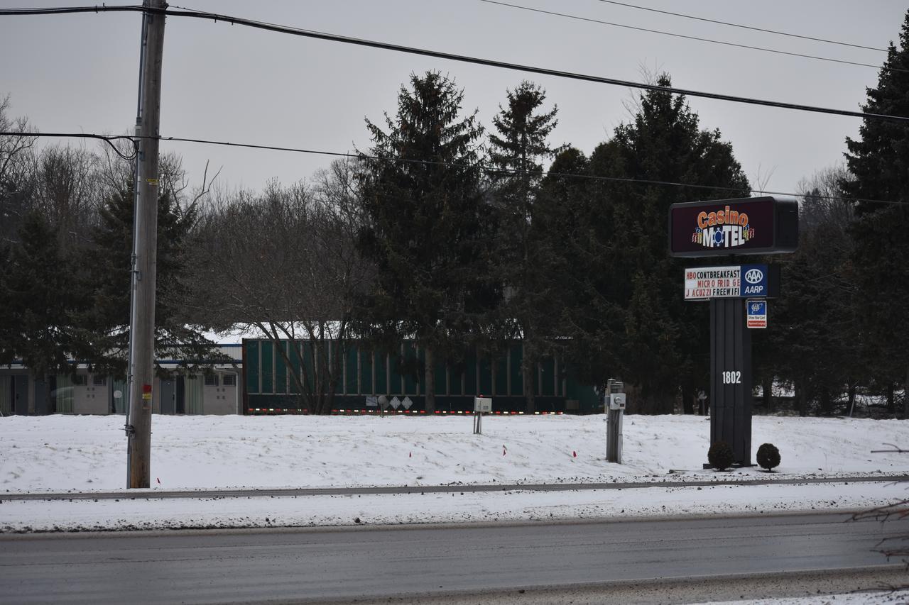 Casino Motel Swiftwater Exterior photo